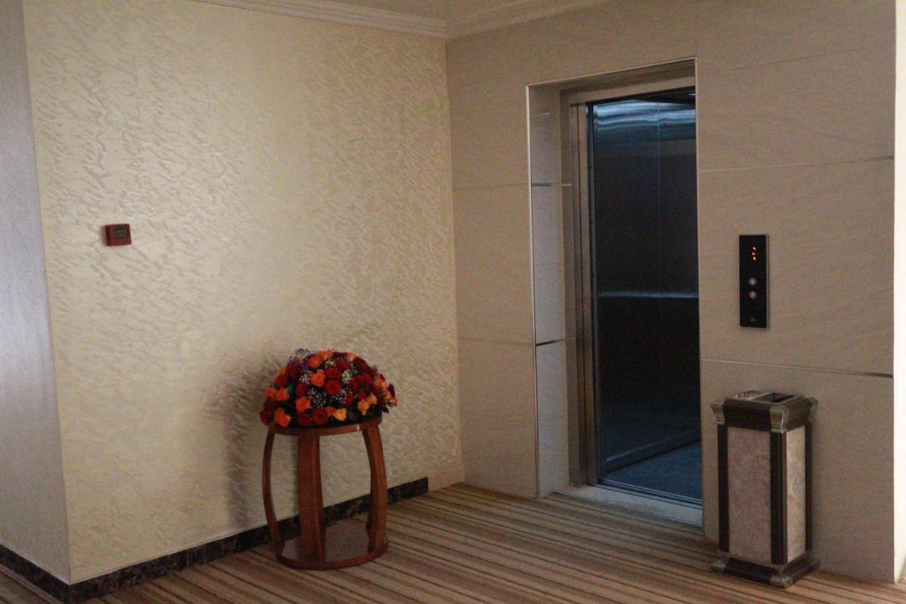 Marcen Addis Hotel Eksteriør billede