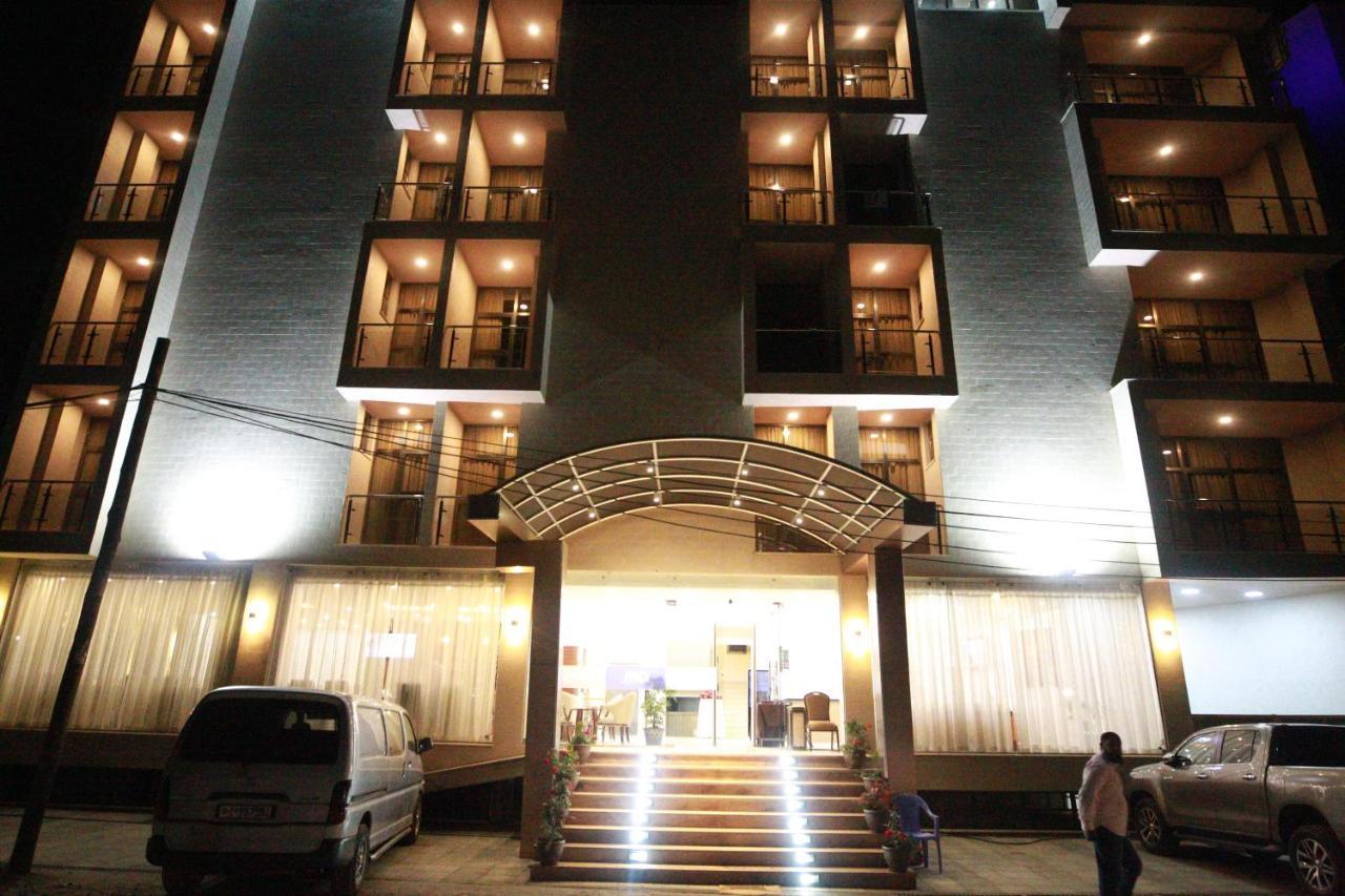 Marcen Addis Hotel Eksteriør billede