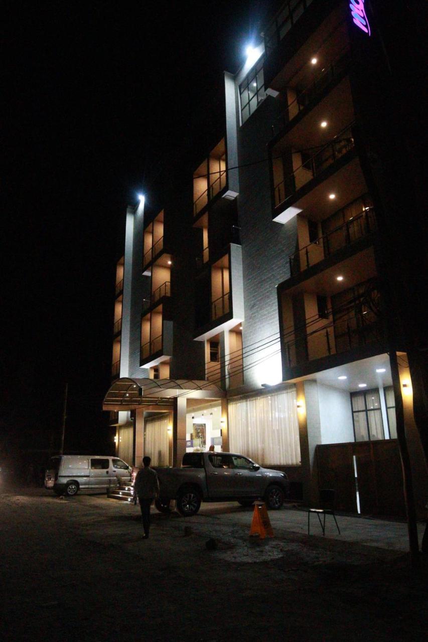 Marcen Addis Hotel Eksteriør billede